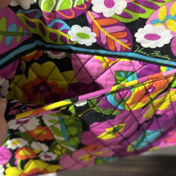 Beautiful Multi colored Vera Bradley Bag - Picture 5 of 6